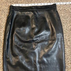 Vintage women leather pencil skirt